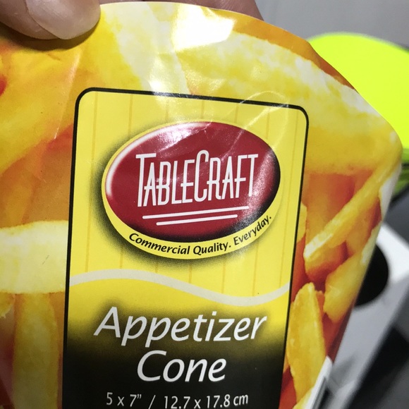 TableCraft appetizer cone - Picture 3 of 3